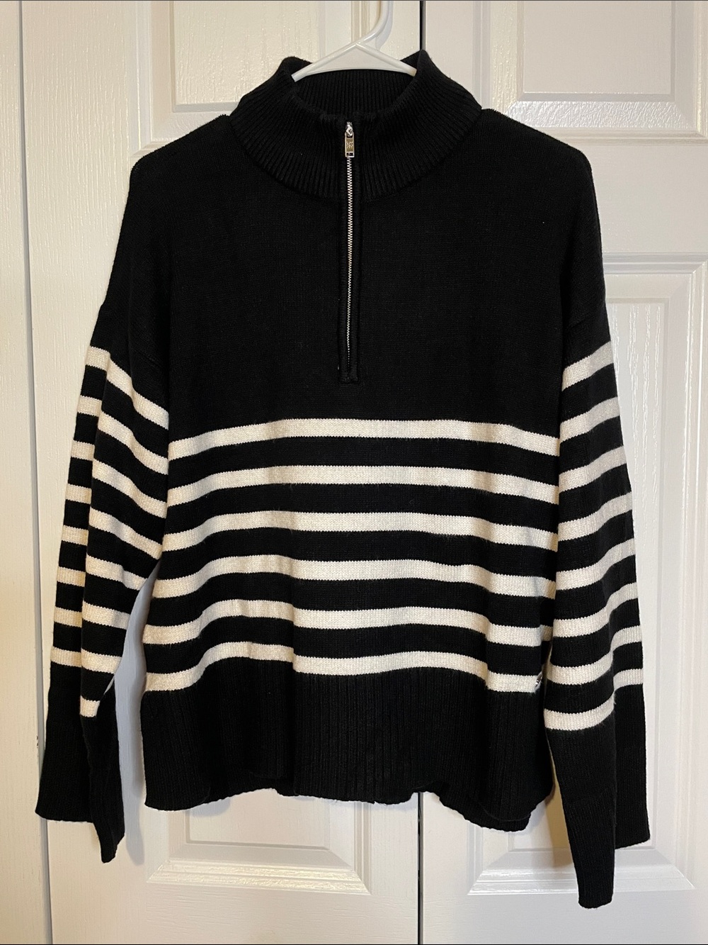 DKNY Quarter-Zip Striped Sweater Women’s L Black White